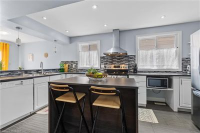 35 Chancton Cres, House other with 4 bedrooms, 1 bathrooms and 5 parking in London ON | Image 3