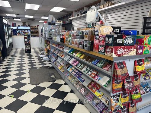 {{alt}} | Card Image