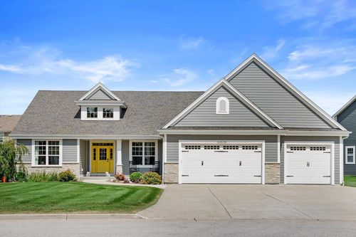 N54W23848 Fieldstone Pass Circle, Sussex, WI, 53089 | Card Image