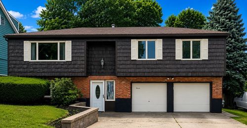 11 Bristol Ave, Swampscott, MA, 01907-1130 | Card Image