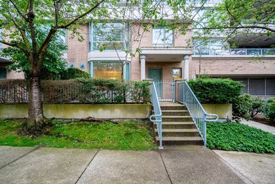 8 - 1889 Rosser Ave, Townhouse with 2 bedrooms, 1 bathrooms and 1 parking in Burnaby BC | Image 3