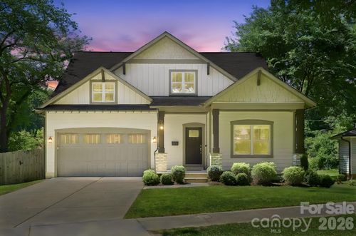 740 Seldon Dr, Charlotte, NC, 28216-5232 | Card Image
