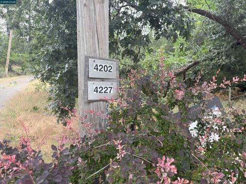 4227 Meadow View Rd, Murphys, CA, 95247-7170 | Card Image