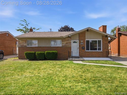 4220 Wall Ave, Allen Park, MI, 48101-3035 | Card Image