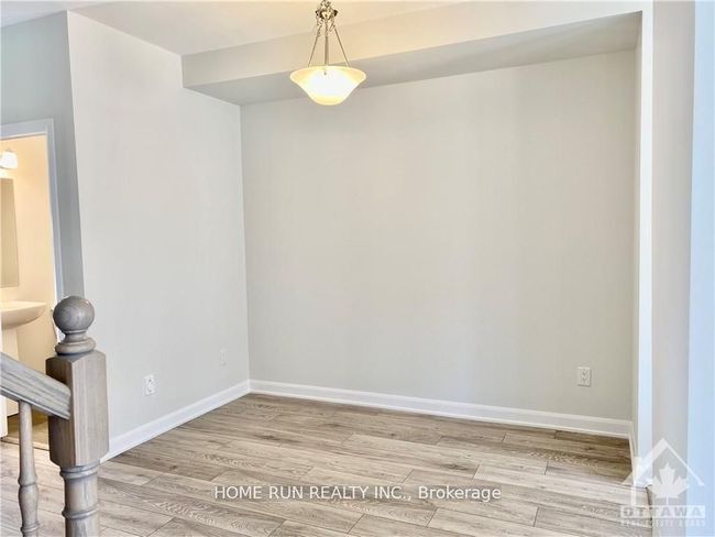138 Maynooth Crt, House attached with 3 bedrooms, 4 bathrooms and 2 parking in Nepean ON | Image 8