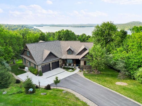 23018 Loop Rd, Senecaville, OH, 43780-9112 | Card Image