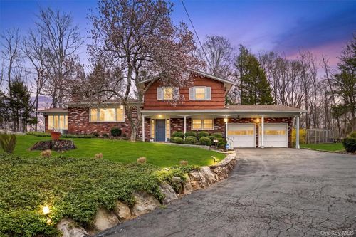 11 Billingsley Trl, Goldens Bridge, NY, 10526-1412 | Card Image