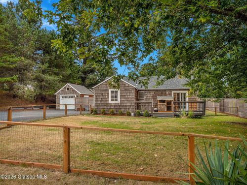 90481 Clark Rd, Warrenton, OR, 97146-7224 | Card Image
