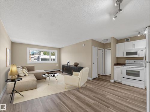 502-9710 105 St Nw, Edmonton, AB, T5K1A4 | Card Image