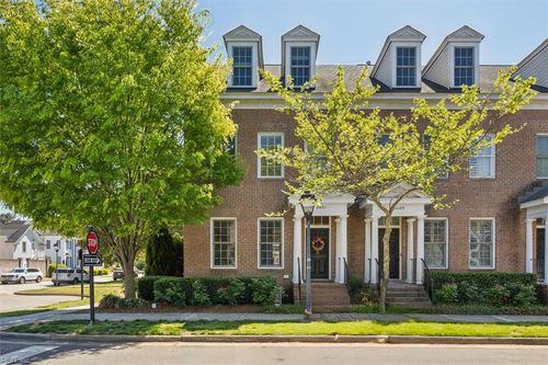4651 Pleasant Ave, Norfolk, VA, 23518-1902 | Card Image