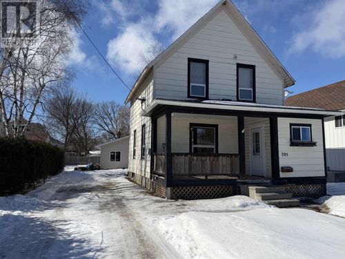 705 Victoria Ave, Fort Frances, ON, P9A2C9 | Card Image