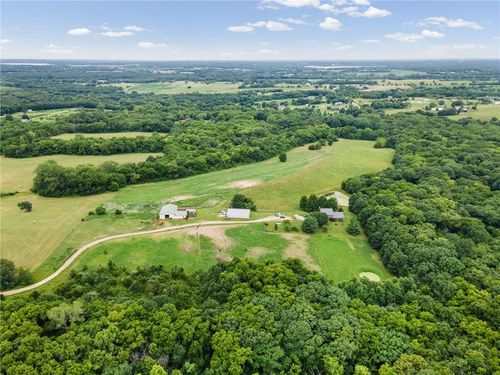 19618 Neth Rd, Trimble, MO, 64492-9145 | Card Image