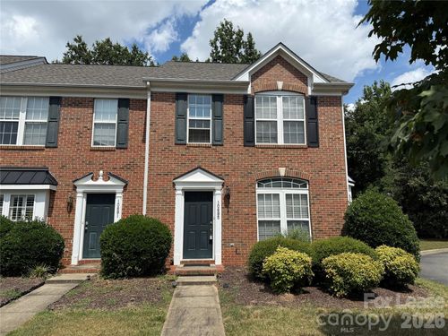 10895 Garden Oaks Ln, Charlotte, NC, 28273-4845 | Card Image