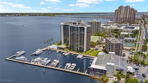 apt-102-1920 Virginia Ave, FORT MYERS, FL, 33901-2310 | Card Image