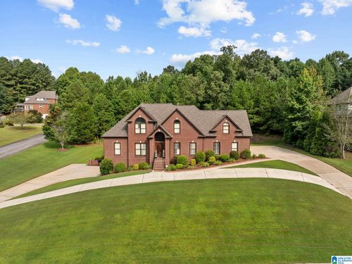 8052 Lakeside Cir, TRUSSVILLE, AL, 35173-2902 | Card Image