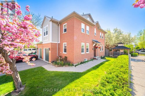 41-5659 E Glen Erin Drive E, Mississauga (Central Erin Mills), ON, L5M5P2 | Card Image