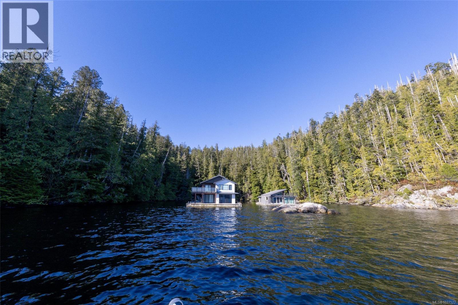 Residential in Gold River 3