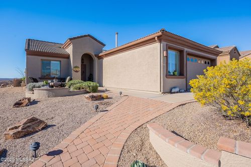 2021 W Escondido Canyon Dr, Green Valley, AZ, 85622-6332 | Card Image