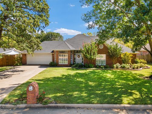 113 Stone Briar Dr N, Sulphur Springs, TX, 75482-5801 | Card Image