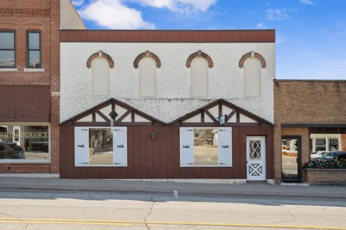 120 W Mission St, Strawberry Point, IA, 52076-4400 | Card Image