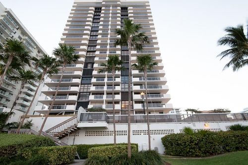 703-5757 Collins Ave, Miami Beach, FL, 33140-2300 | Card Image