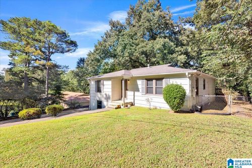 1352 5th Pl Nw, CENTER POINT, AL, 35215-5910 | Card Image