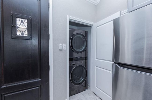 laundry area | Image 29
