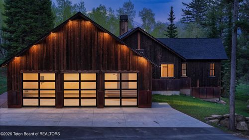5727 Forest Ridge Rd, Victor, ID, 83455-5340 | Card Image