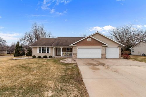 W5231 Natures Way Drive, SHERWOOD, WI, 54169 | Card Image