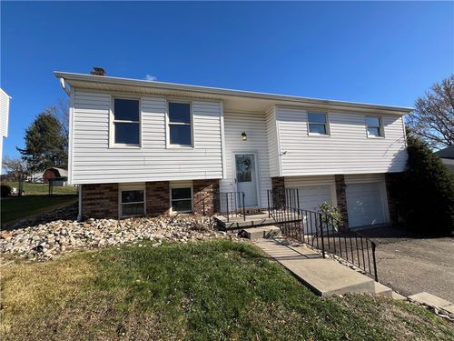 2279 Lancelot Dr, North Huntingdon, PA, 15642-4446 | Card Image