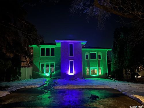 2807 Assiniboine Ave, Regina, SK, S4S1E2 | Card Image