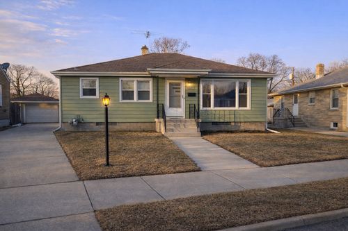 3522 Washington St, Lansing, IL, 60438-3912 | Card Image