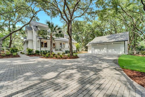 2524 Goldbug Ave, Sullivans Island, SC, 29482-9682 | Card Image