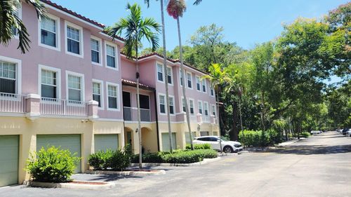 6920 W Sample Rd, Coral Springs, FL, 33067-4284 | Card Image