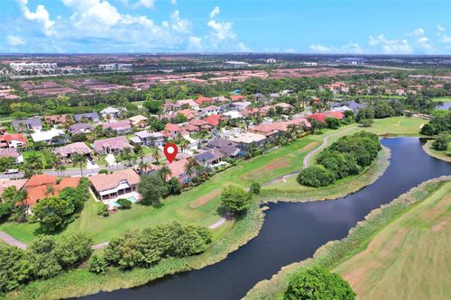 560 Cypress Pointe Dr W, Pembroke Pines, FL, 33027-1363 | Card Image