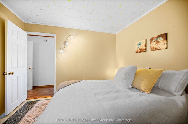 34 Ritchie Rd, House other with 3 bedrooms, 1 bathrooms and 6 parking in Cache Bay ON | Image 17
