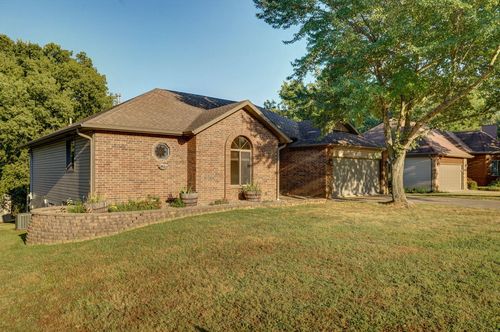 3616 N Temple Ave, Springfield, MO, 65803-5523 | Card Image