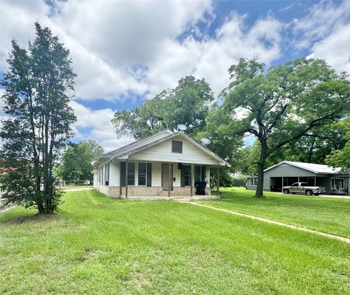 601 Elm St, Teague, TX, 75860-1815 | Card Image