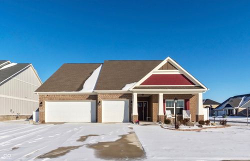 3629 S Meadows Ln, New Palestine, IN, 46163-8007 | Card Image