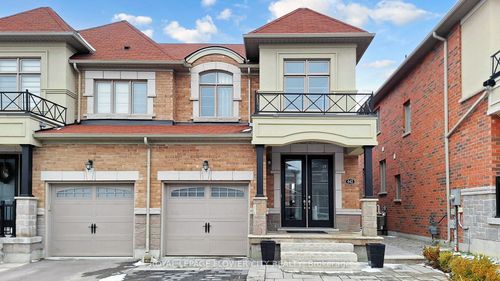 642 Sweetwater Cres, Newmarket, ON, L3X0H5 | Card Image