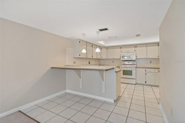 APT-25C - 3031 Countryside Blvd, Condo with 3 bedrooms, 2 bathrooms and null parking in CLEARWATER FL | Image 6
