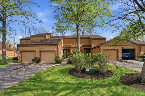 566 Maple Ln, Mason, OH, 45040-2007 | Card Image