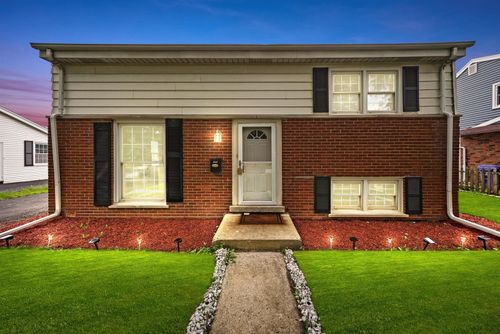 221 S Park Blvd, Glen Ellyn, IL, 60137-6360 | Card Image