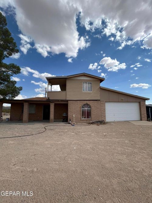 17440 English Avenue, El Paso, TX, 79938 | Card Image