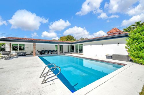 7700 Sw 139th Ter, Palmetto Bay, FL, 33158-1123 | Card Image