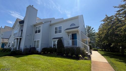 1010 Squirrel Rd, Marlton, NJ, 08053-5010 | Card Image