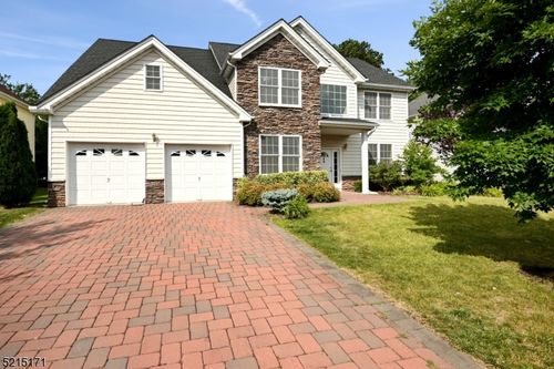26 Pine Ln, Springfield, NJ, 07081-4210 | Card Image