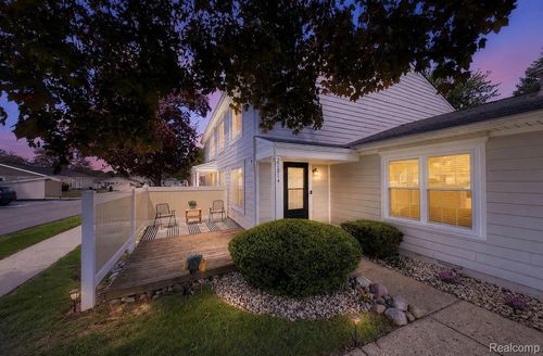 22814 Talford St, Novi, MI, 48375-4535 | Card Image