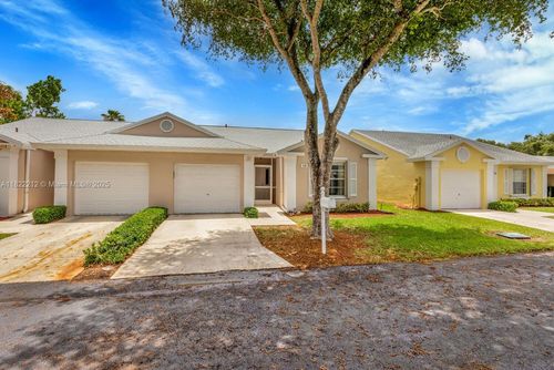 470 Se 21st Ln, Homestead, FL, 33033 | Card Image