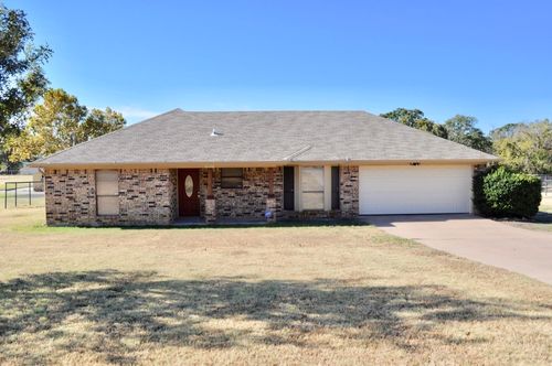 1812 E Bankhead Dr, Weatherford, TX, 76086-4615 | Card Image